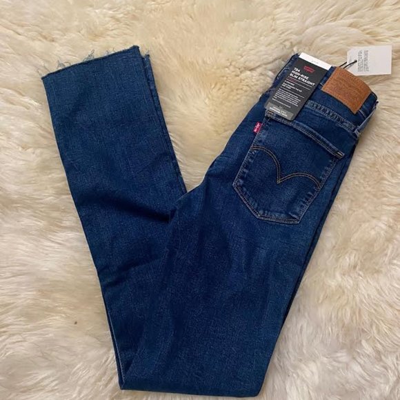 NWT $98 LEVI'S Women W 26"  L 32" 726 High-Rise Slim Straight Hypersoft Raw Hem - Picture 8 of 11